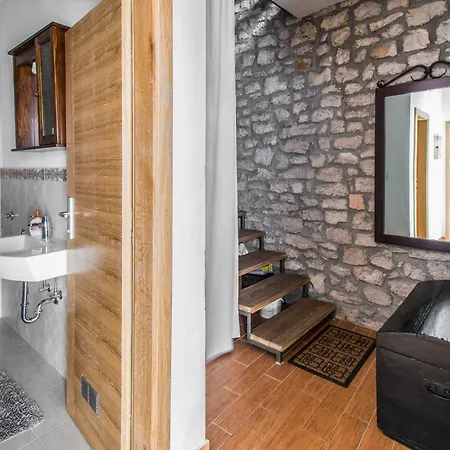 Aleksa By Interhome Sibenik