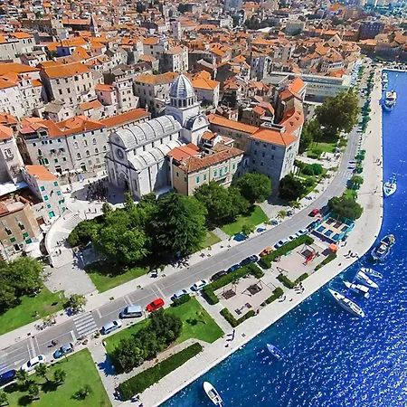 Aleksa By Interhome Сasa de vacaciones Šibenik
