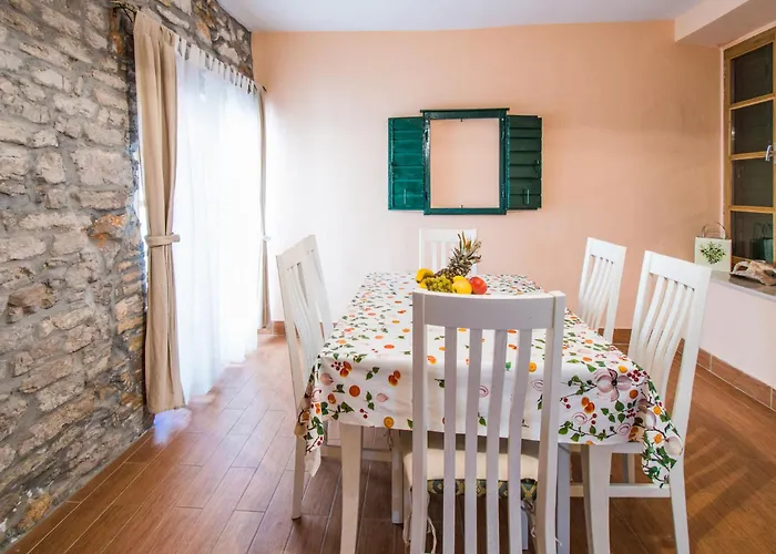 Aleksa By Interhome *