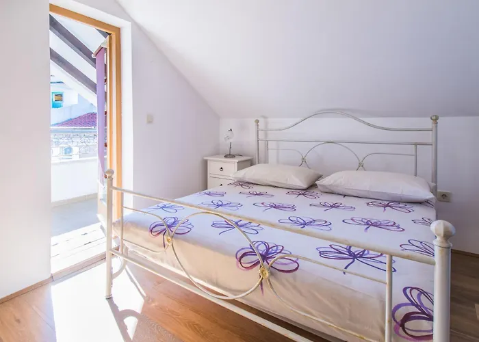 Vakantiehuis Aleksa By Interhome Šibenik